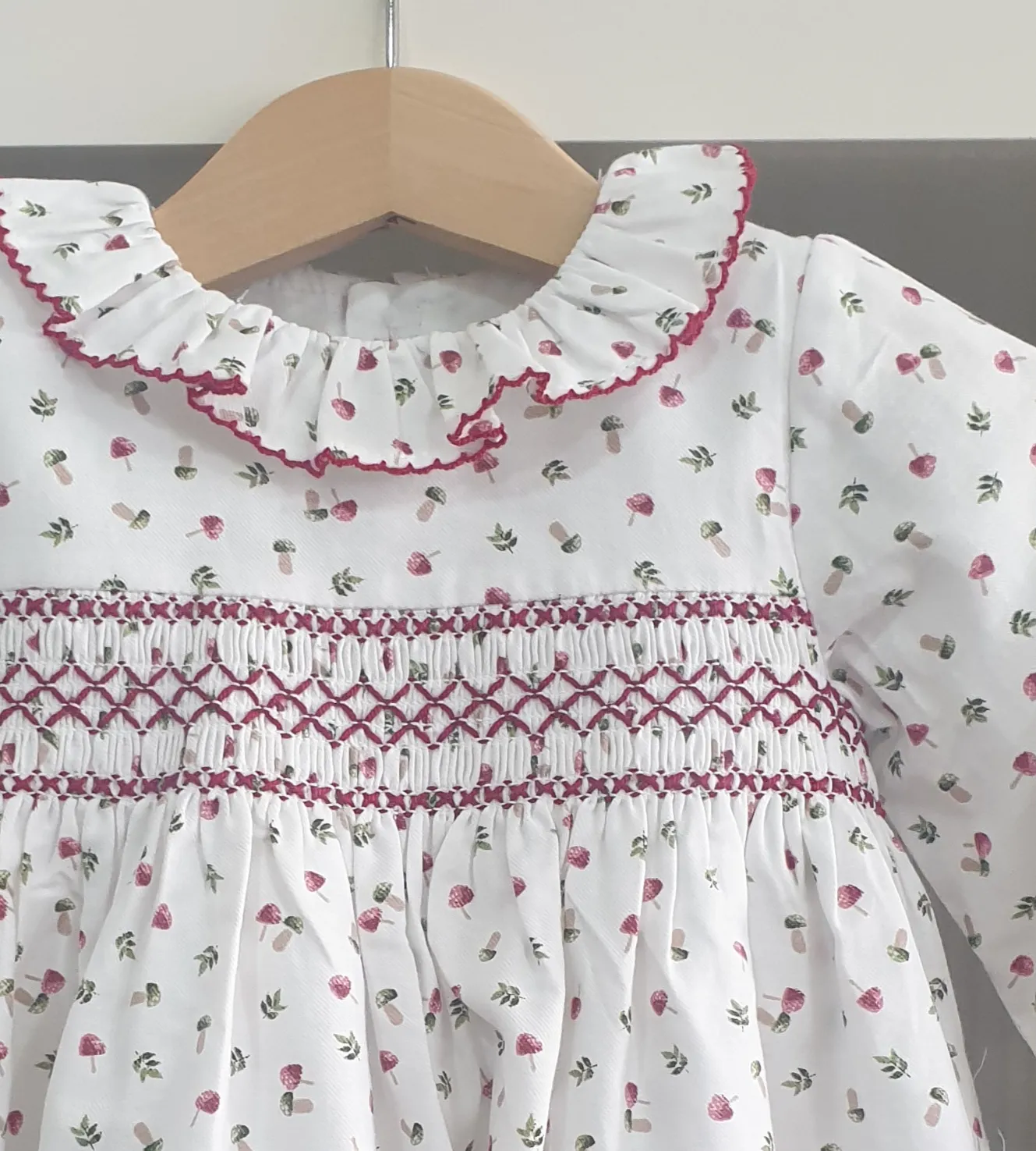 A Vestido niña estampado punto smock R190564