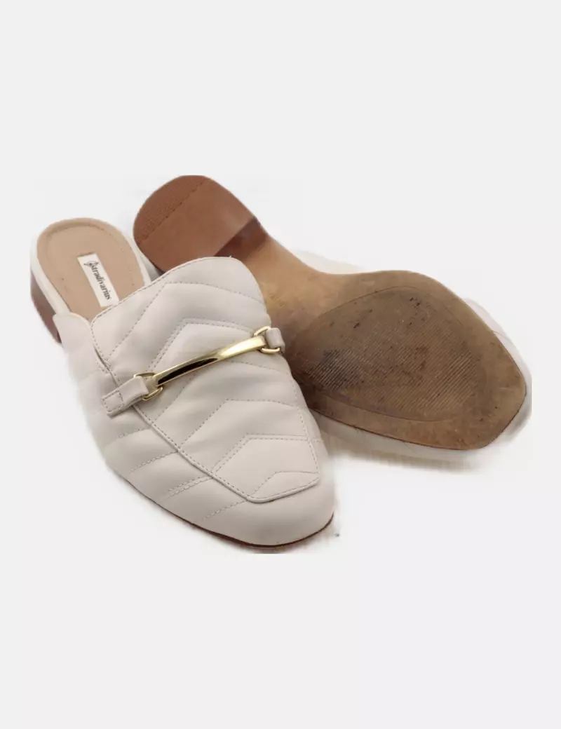 Stradivarius Mule blanco roto casual