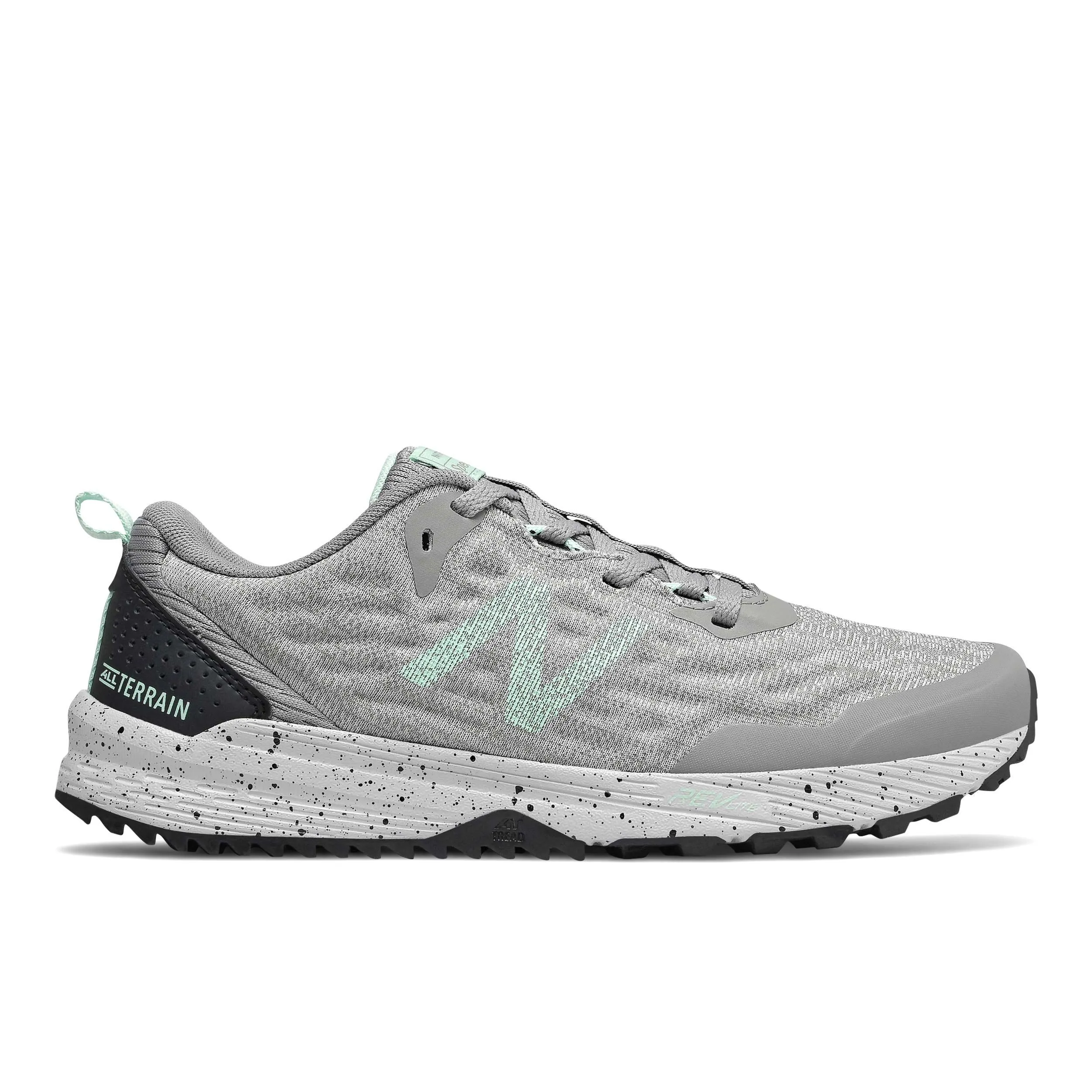 Zapatillas Outdoor Mujer New Balance FuelCore NITREL v2 Gris